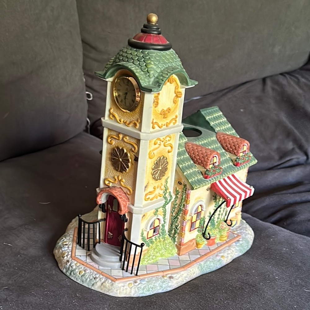 PartyLite Whimsical Clock Tower Decor - Olde World Village Candle Holder